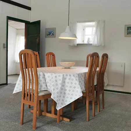 Catalina - 800m From The Sea In Western Jutland By Interhome